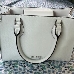 Guess Elegant Cream Satchel